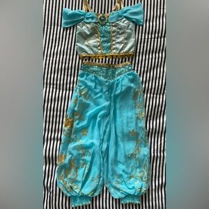 Disney Princess Jasmine Costume.  Size 5-6 kids.